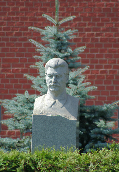 Stalin-grave6e091115d14fb0ac.jpg